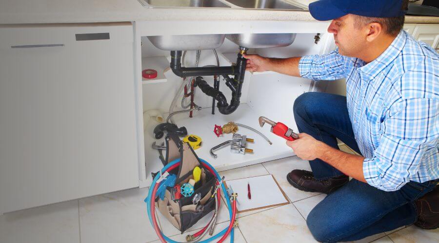 Professional septic tank pumping in McAlpin, FL